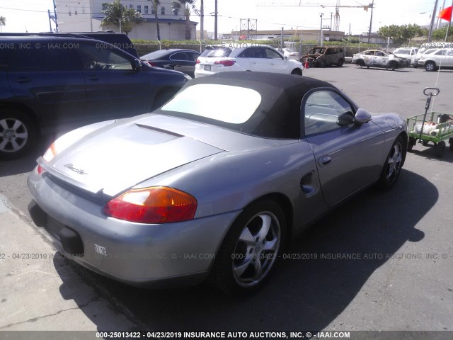 WP0CA29811U626469 - 2001 PORSCHE BOXSTER GRAY photo 4