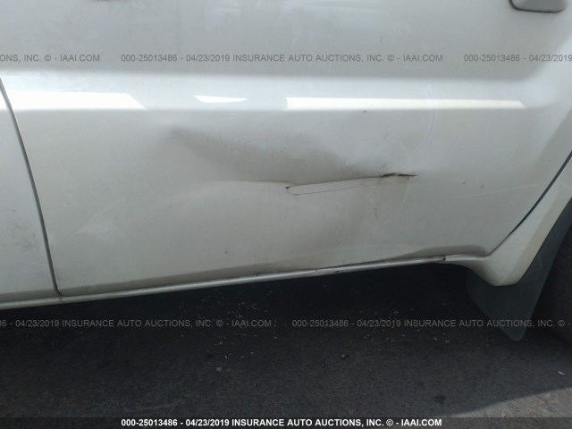 4A4JM2AS3AE009616 - 2010 MITSUBISHI ENDEAVOR LS WHITE photo 6