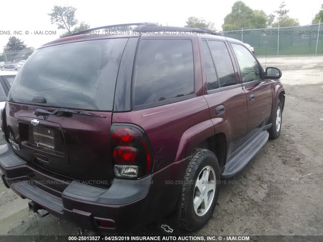 1GNDS13S852327697 - 2005 CHEVROLET TRAILBLAZER LS/LT BURGUNDY photo 4