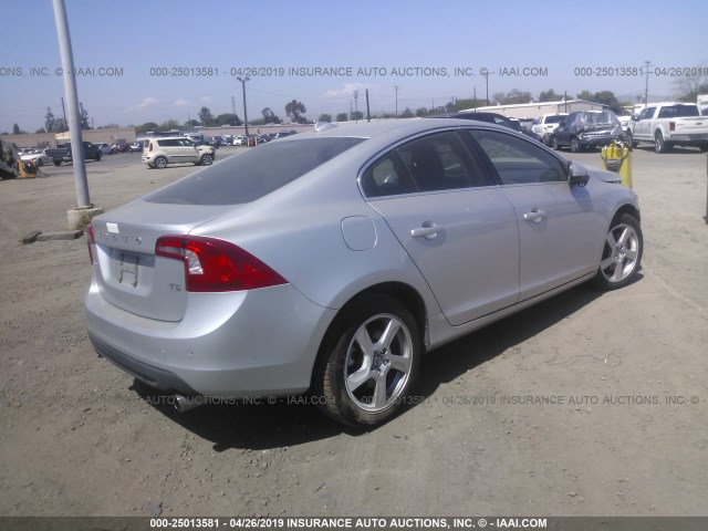 YV1622FS1C2042558 - 2012 VOLVO S60 T5 GRAY photo 4