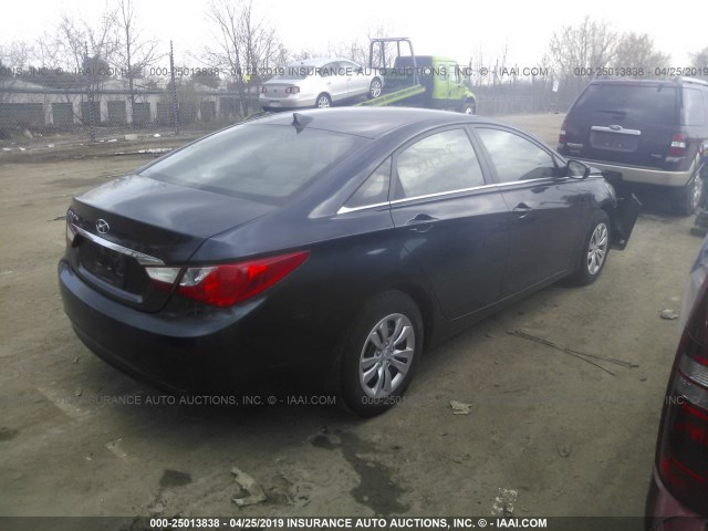 5NPEB4AC3DH570504 - 2013 HYUNDAI SONATA GLS BLACK photo 4