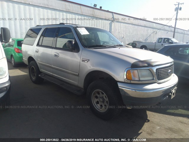 1FMPU16L9YLA09151 - 2000 FORD EXPEDITION XLT SILVER photo 1