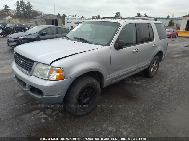 1FMZU73E22UA80422 - 2002 FORD EXPLORER XLT SILVER photo 2