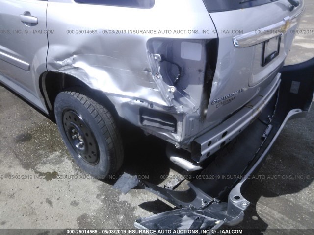 2CNDL73F576110668 - 2007 CHEVROLET EQUINOX LT SILVER photo 6