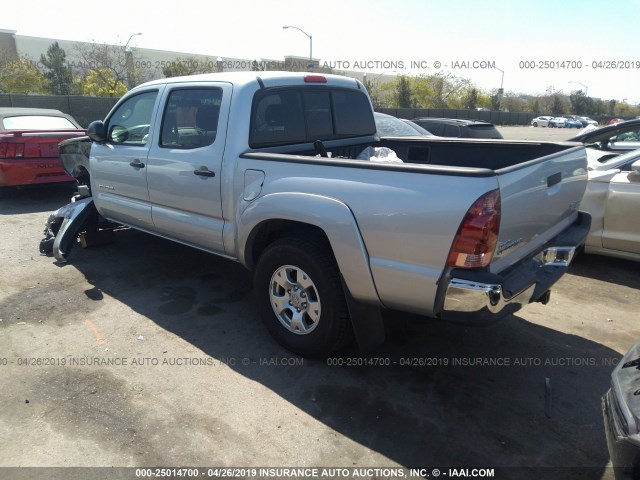 3TMJU62N77M034495 - 2007 TOYOTA TACOMA DOUBLE CAB PRERUNNER SILVER photo 3