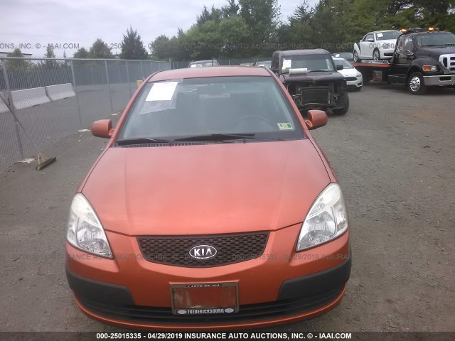 KNADE223196488257 - 2009 KIA RIO LX/SX ORANGE photo 6