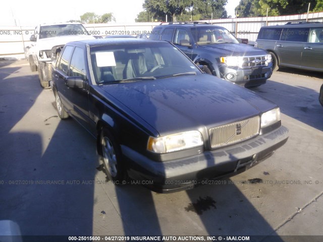 YV1LS5558V2399478 - 1997 VOLVO 850 BLACK photo 1