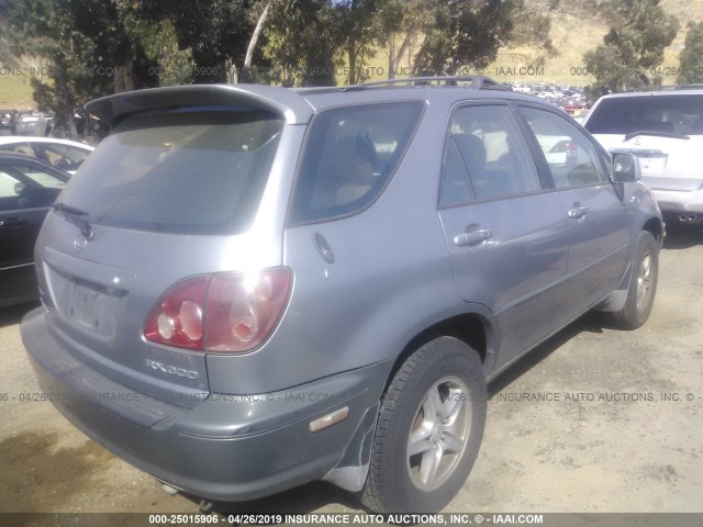 JT6GF10U6Y0068960 - 2000 LEXUS RX 300 SILVER photo 4