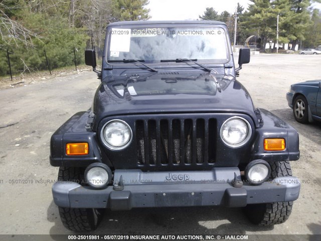 1J4FA59S11P321492 - 2001 JEEP WRANGLER / TJ SAHARA BLACK photo 6