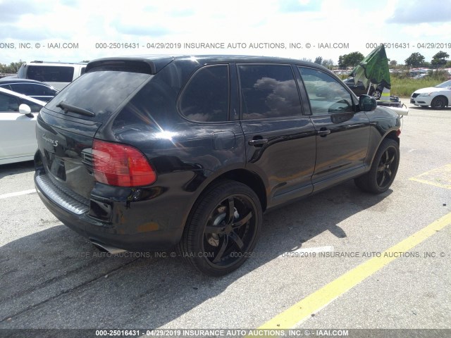 WP1AB29P25LA62479 - 2005 PORSCHE CAYENNE S BLACK photo 4