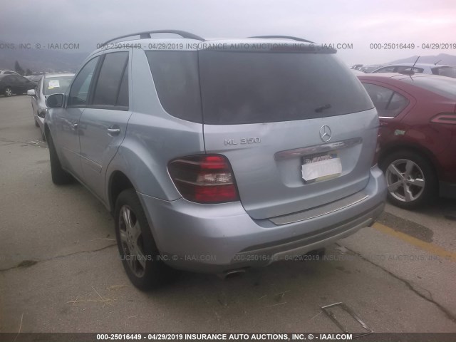 4JGBB86E26A038414 - 2006 MERCEDES-BENZ ML 350 Light Blue photo 3