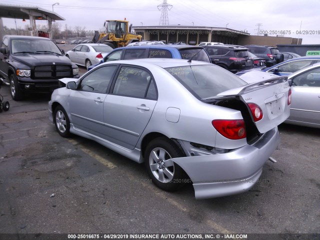 1NXBR30EX5Z546635 - 2005 TOYOTA COROLLA CE/LE/S SILVER photo 3