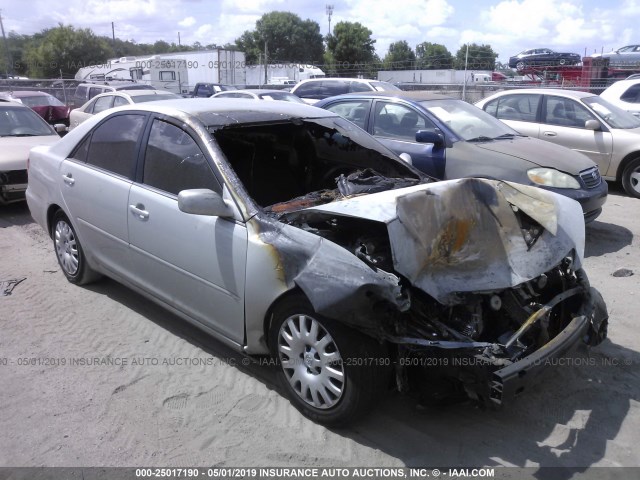 4T1BE32K36U163913 - 2006 TOYOTA CAMRY LE/XLE/SE SILVER photo 1