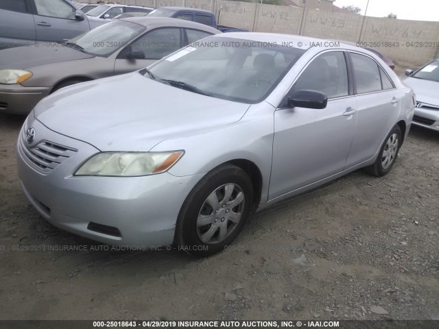 4T1BE46K29U907411 - 2009 TOYOTA CAMRY SE/LE/XLE SILVER photo 2