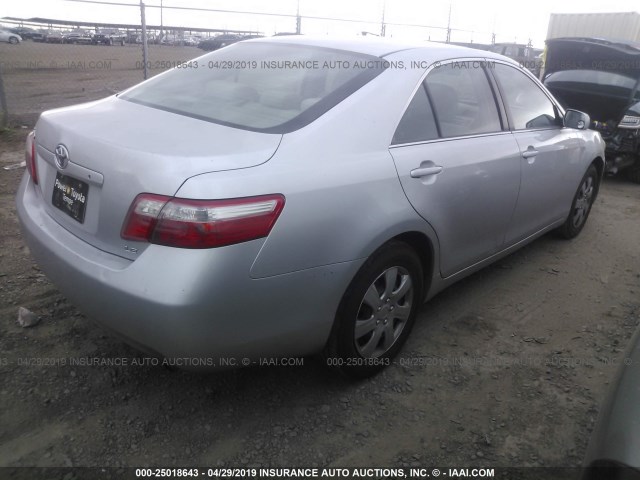 4T1BE46K29U907411 - 2009 TOYOTA CAMRY SE/LE/XLE SILVER photo 4