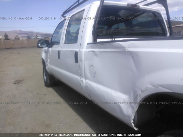 1FTSW31S4XEA66024 - 1999 FORD F350 SRW SUPER DUTY WHITE photo 6