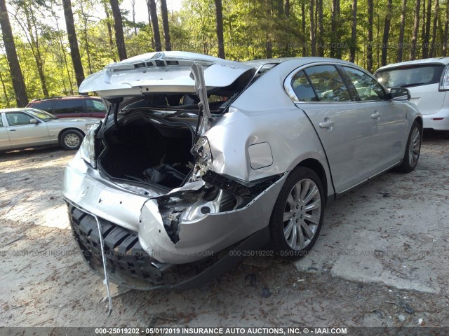 1LNHL9DR8AG609610 - 2010 LINCOLN MKS SILVER photo 4