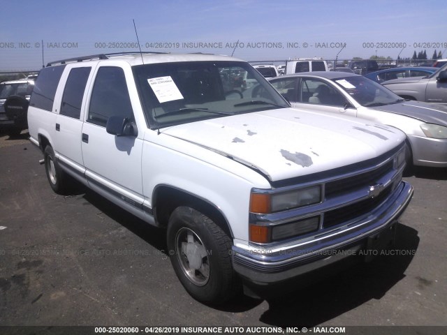 3GNEC16R1VG138150 - 1997 CHEVROLET SUBURBAN C1500 WHITE photo 1