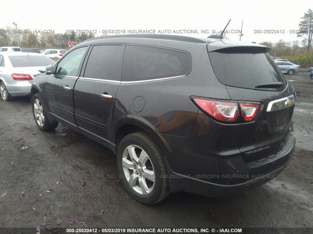 1GNKVGKD5HJ275895 - 2017 CHEVROLET TRAVERSE LT GRAY photo 3