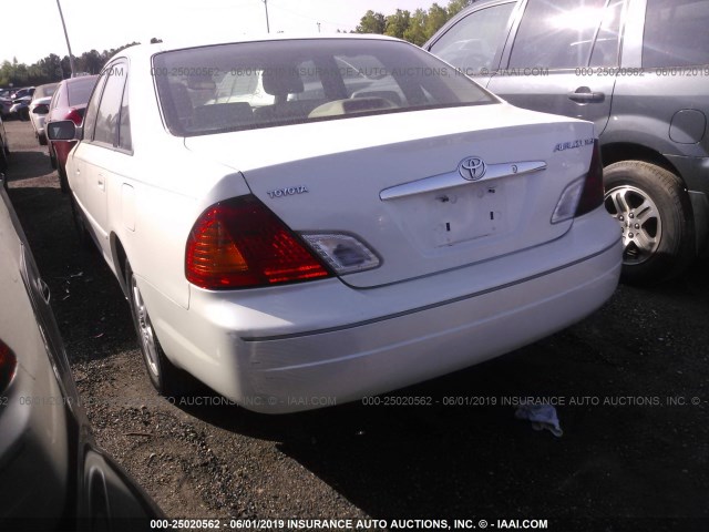 4T1BF28B92U263930 - 2002 TOYOTA AVALON XL/XLS WHITE photo 3