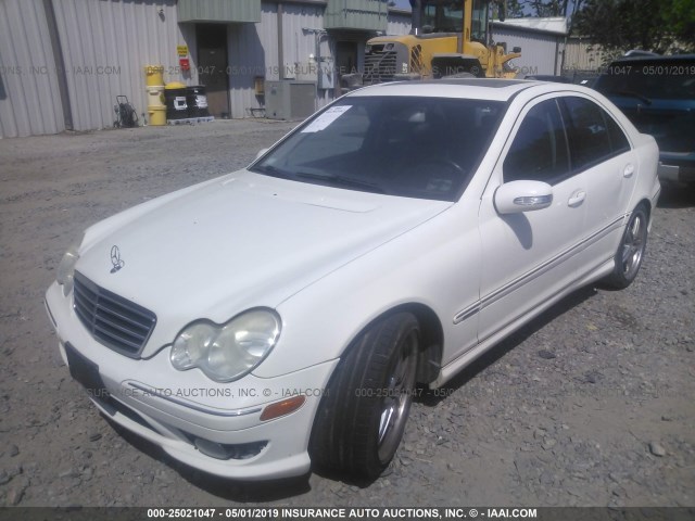 WDBRF52H86A915654 - 2006 MERCEDES-BENZ C GENERATION 2006 230 WHITE photo 2