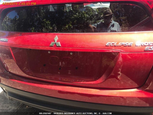 JA4AS3AA2KZ013512 - 2019 MITSUBISHI ECLIPSE CROSS ES RED photo 17