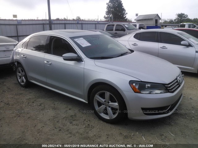 1VWBH7A39DC128161 - 2013 VOLKSWAGEN PASSAT SE SILVER photo 1