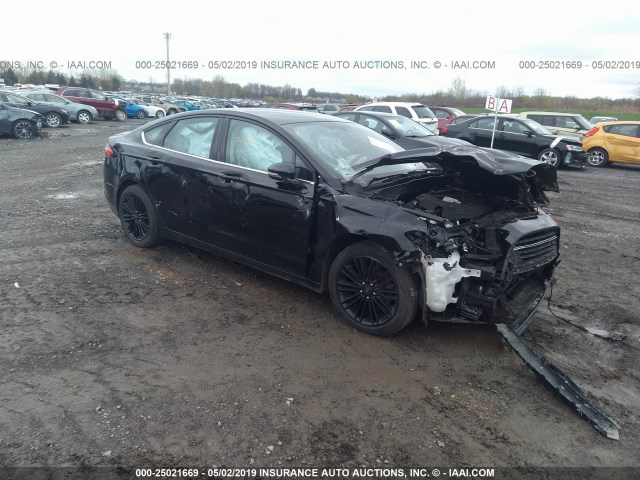 3FA6P0H9XGR155602 - 2016 FORD FUSION SE BLACK photo 1