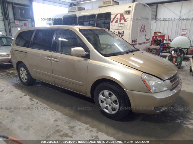 KNDMB233266030426 - 2006 KIA SEDONA EX/LX GOLD photo 1