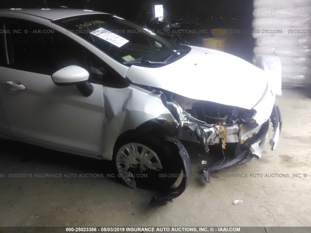 3FADP4TJ7GM106306 - 2016 FORD FIESTA S WHITE photo 6