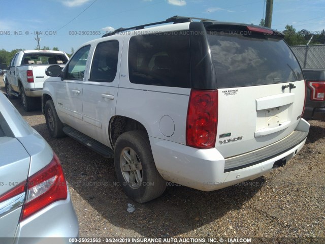 1GKS1CE00CR103942 - 2012 GMC YUKON WHITE photo 3