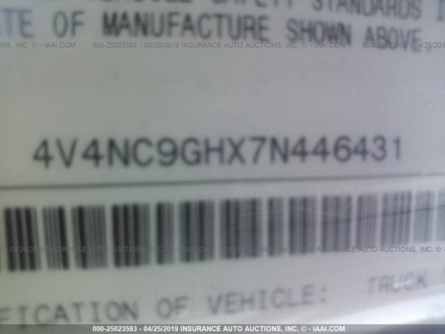 4V4NC9GHX7N446431 - 2007 VOLVO VN GRAY photo 9