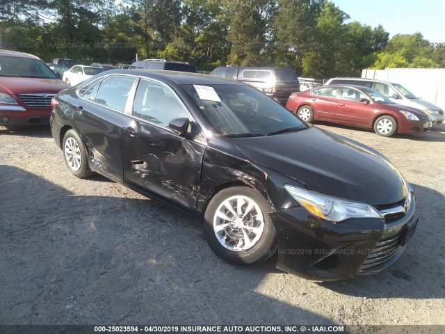 4T1BF1FK7GU239310 - 2016 TOYOTA CAMRY LE/XLE/SE/XSE 黑色 照片 1