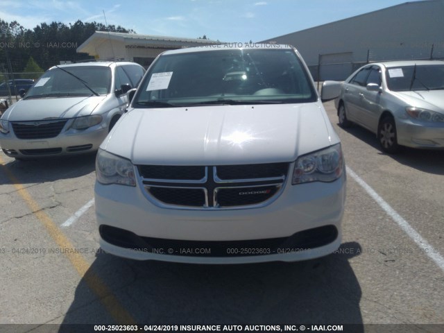 2C4RDGCG5CR263365 - 2012 DODGE GRAND CARAVAN SXT WHITE photo 6