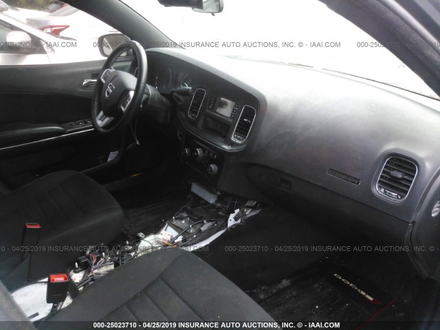 2C3CDXAT0EH185919 - 2014 DODGE CHARGER POLICE WHITE photo 5