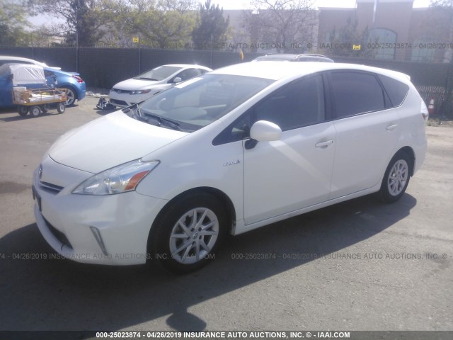 JTDZN3EU3EJ013929 - 2014 TOYOTA PRIUS V WHITE photo 2