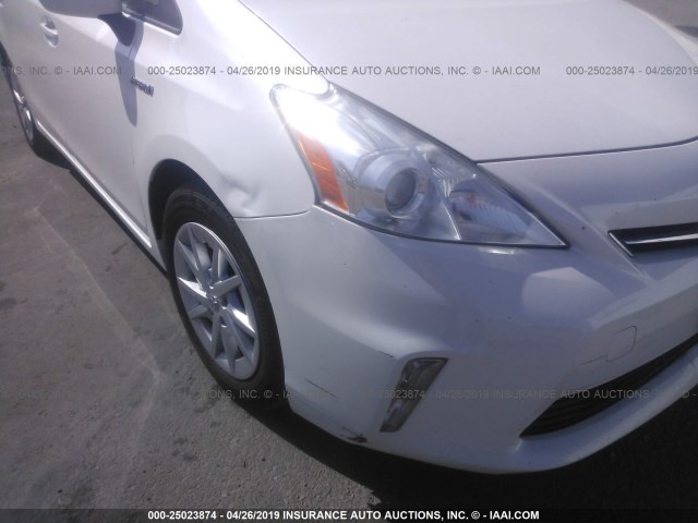 JTDZN3EU3EJ013929 - 2014 TOYOTA PRIUS V WHITE photo 6