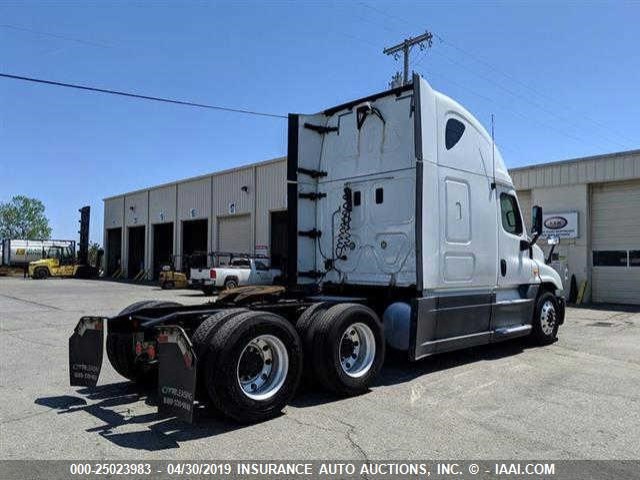 3AKJGLDR1DSBR4875 - 2013 FREIGHTLINER CASCADIA 125  Unknown photo 4