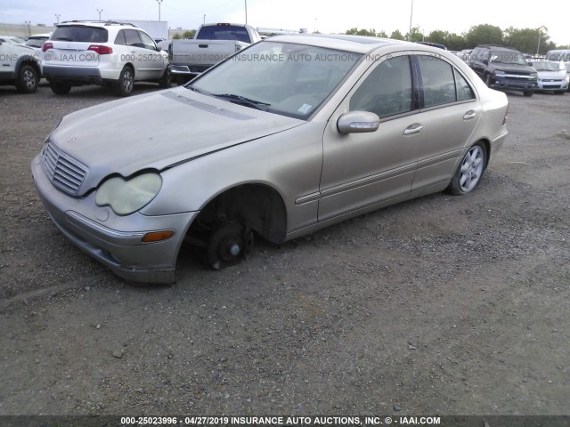 WDBRF61J02F285149 - 2002 MERCEDES-BENZ C 240 GOLD photo 2