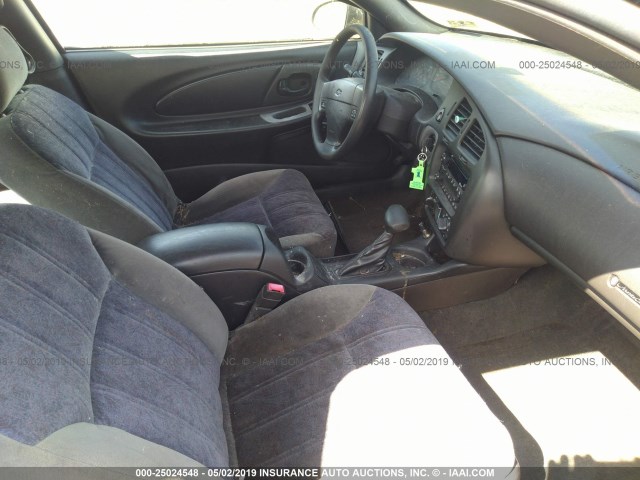 2G1WW12E0Y9353730 - 2000 CHEVROLET MONTE CARLO LS 黑色 照片 5