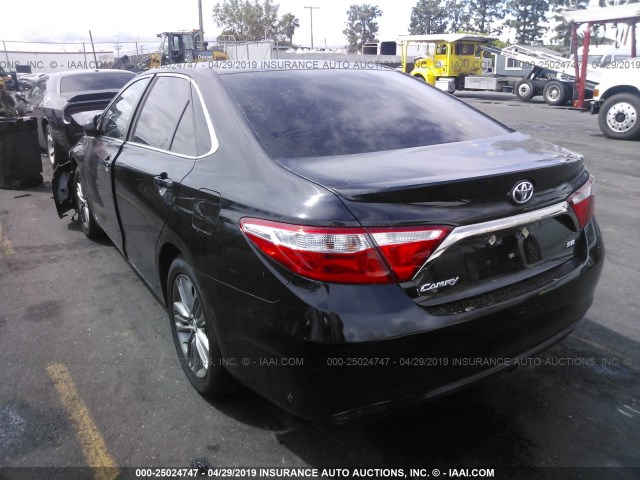 4T1BF1FK0FU016735 - 2015 TOYOTA CAMRY LE/XLE/SE/XSE BLACK photo 3