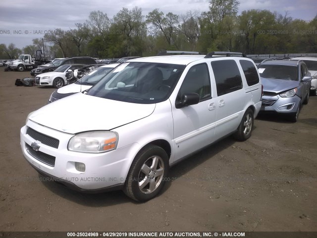 1GNDV33148D100395 - 2008 CHEVROLET UPLANDER LT WHITE photo 2