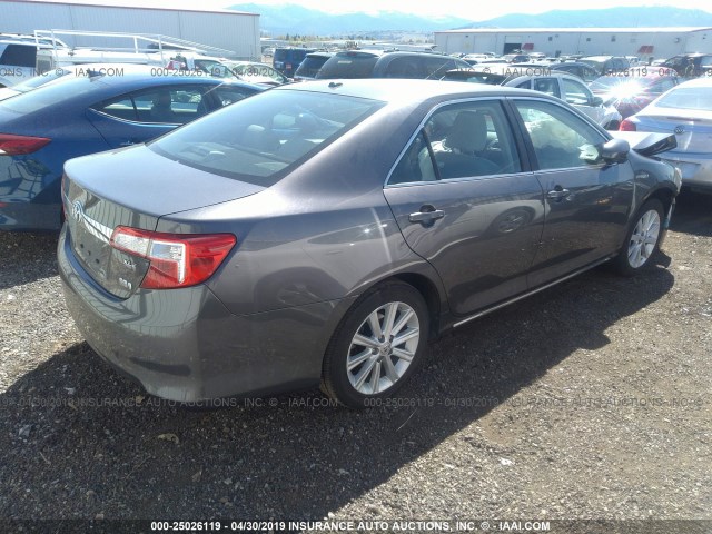 4T1BD1FK1EU137228 - 2014 TOYOTA CAMRY HYBRID/LE/XLE Сұр фото 4