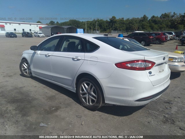 3FA6P0H73FR141764 - 2015 FORD FUSION SE 白色 照片 3