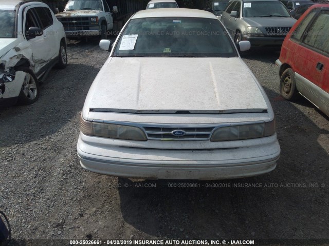 2FALP73W8TX144974 - 1996 FORD CROWN VICTORIA  WHITE photo 6