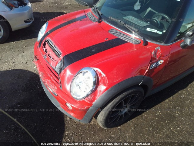 WMWRE33556TJ33908 - 2006 MINI COOPER S RED photo 6