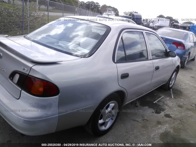 1NXBR12E8XZ260349 - 1999 TOYOTA COROLLA VE/CE/LE 银色 照片 4