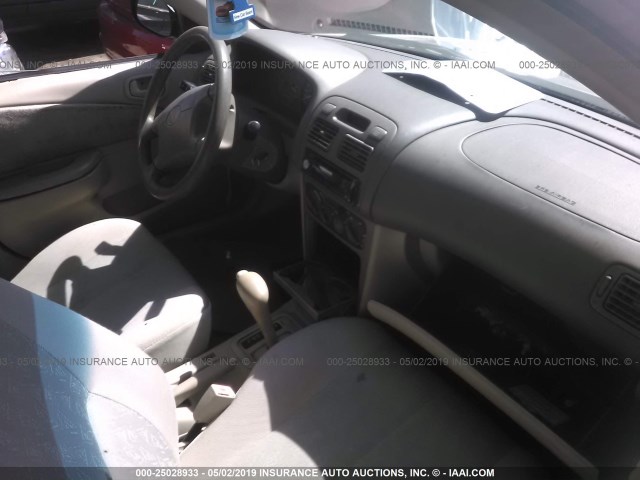 1NXBR12E3XZ199220 - 1999 TOYOTA COROLLA VE/CE/LE 银色 照片 5