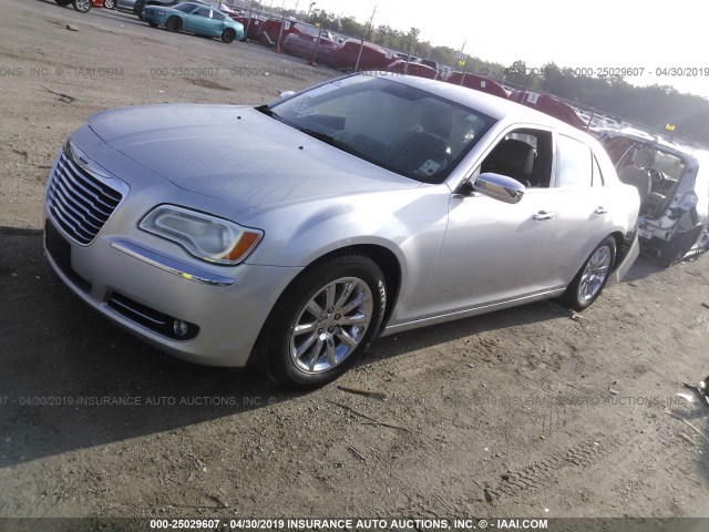 2C3CCACGXCH307974 - 2012 CHRYSLER 300 LIMITED SILVER photo 2