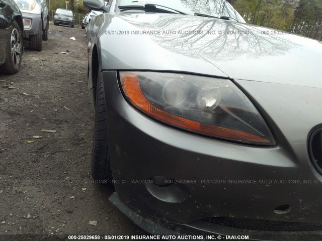 4USBT33554LS50308 - 2004 BMW Z4 2.5 GRAY photo 6